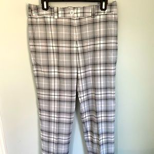 Nike women’s golf pants size 8